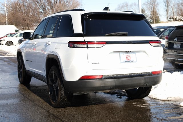 2023 Jeep Grand Cherokee Laredo 5