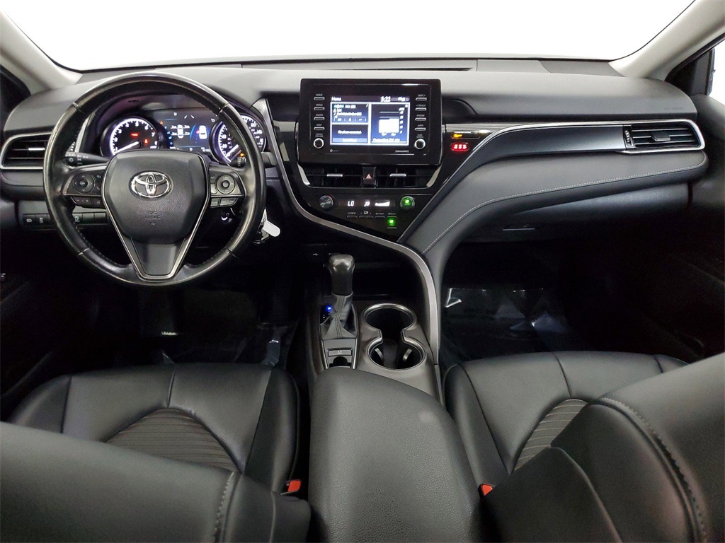 2021 Toyota Camry SE 8