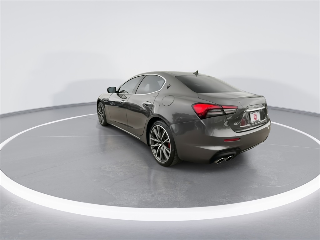 2023 Maserati Ghibli Modena Q4 8