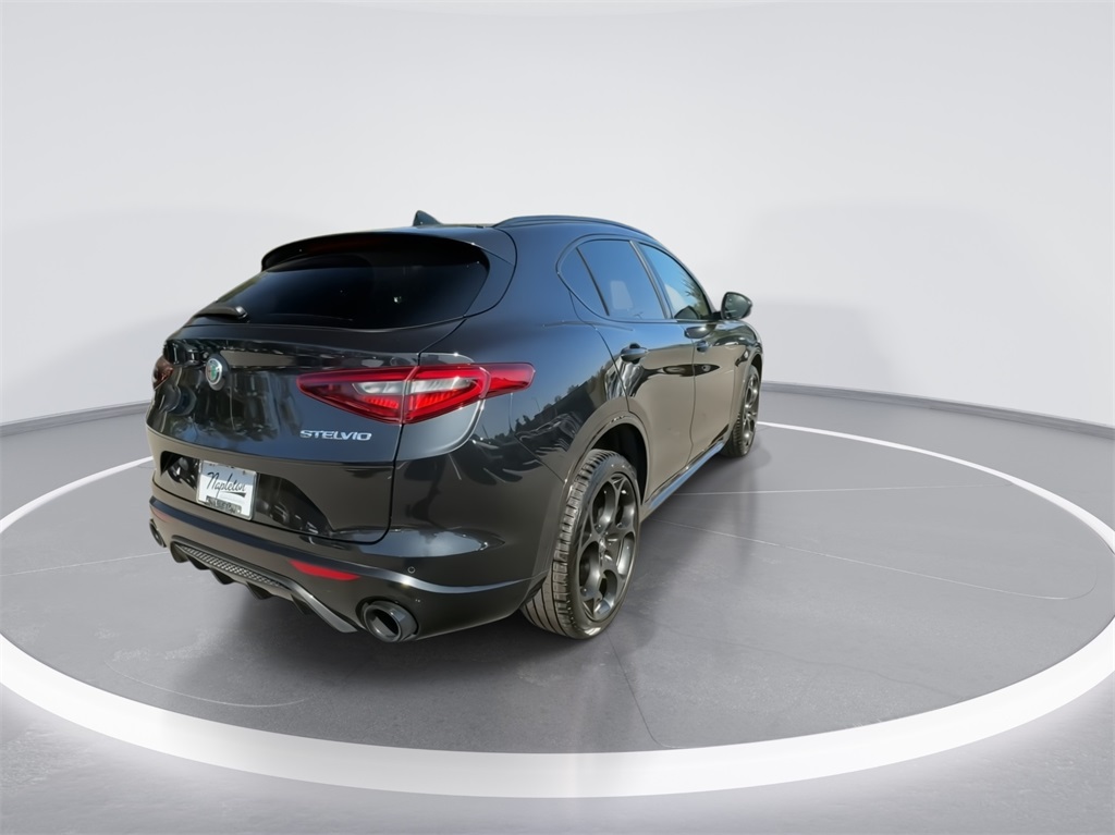 2023 Alfa Romeo Stelvio Veloce 9