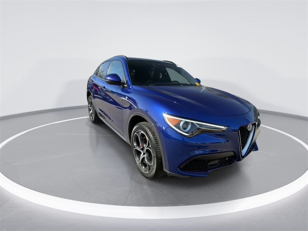 2023 Alfa Romeo Stelvio Ti 2