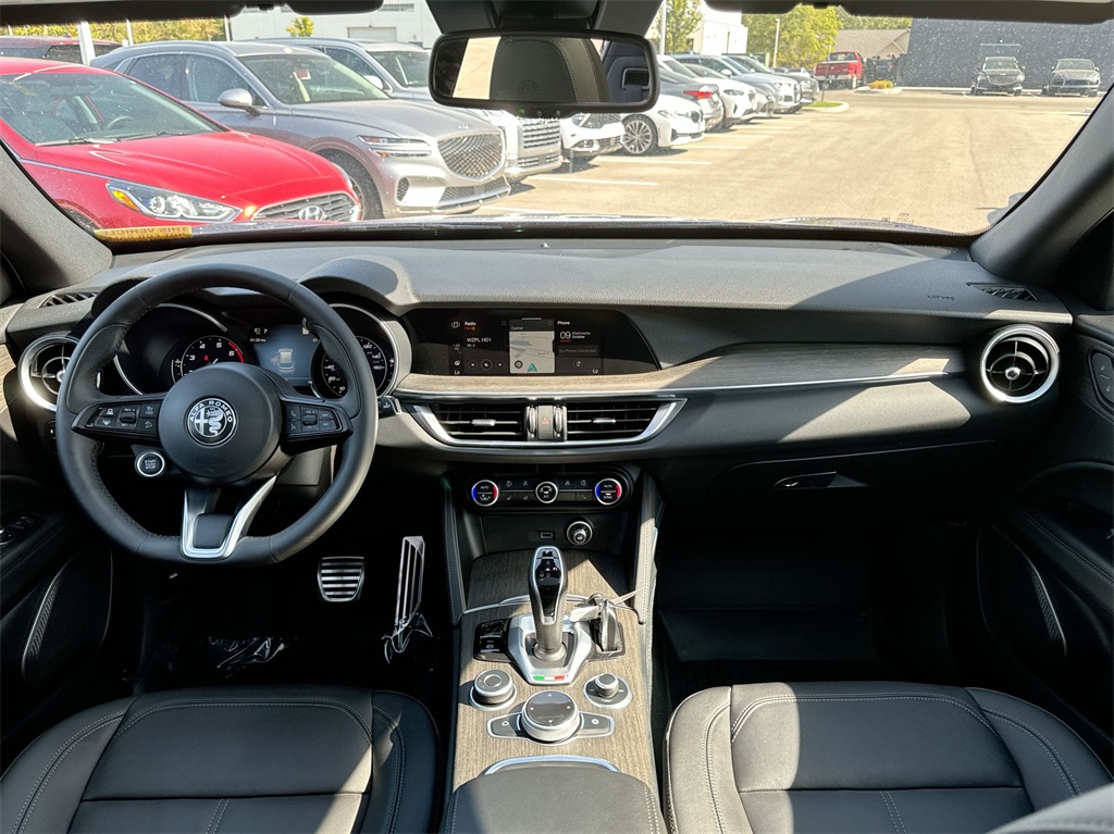 2023 Alfa Romeo Stelvio Ti 19