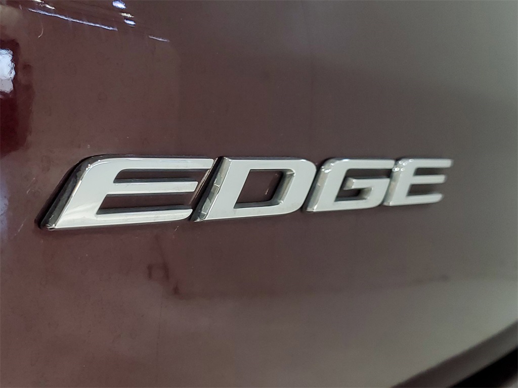 2019 Ford Edge SEL 32