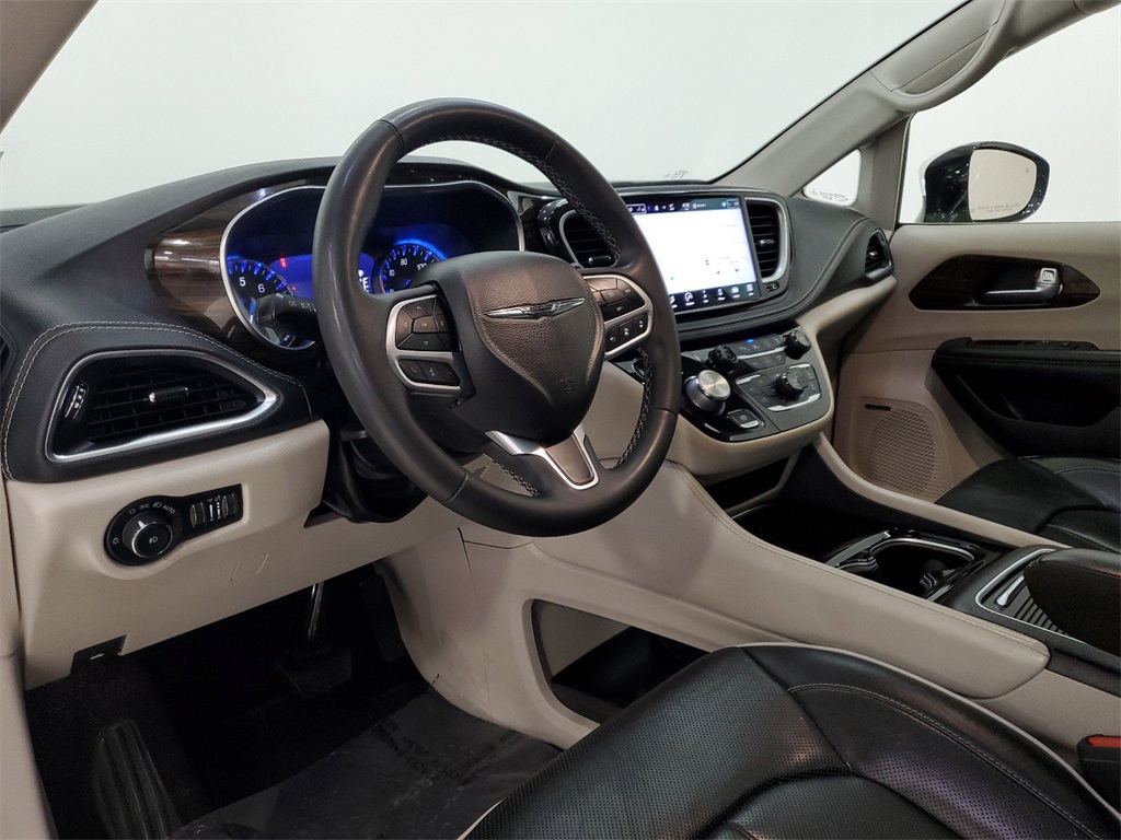 2022 Chrysler Pacifica Limited 30