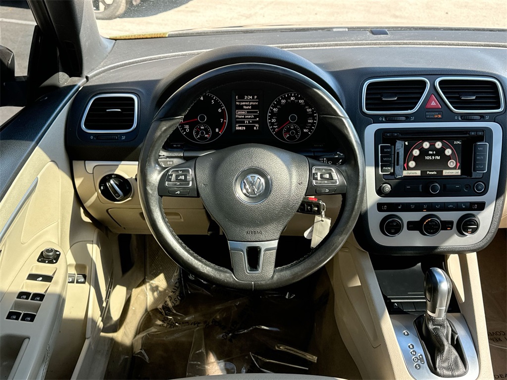 2015 Volkswagen Eos Komfort Edition 17