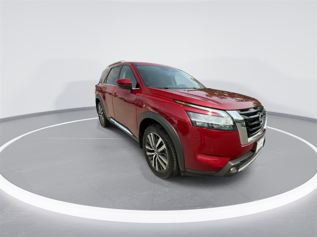 2022 Nissan Pathfinder Platinum 2