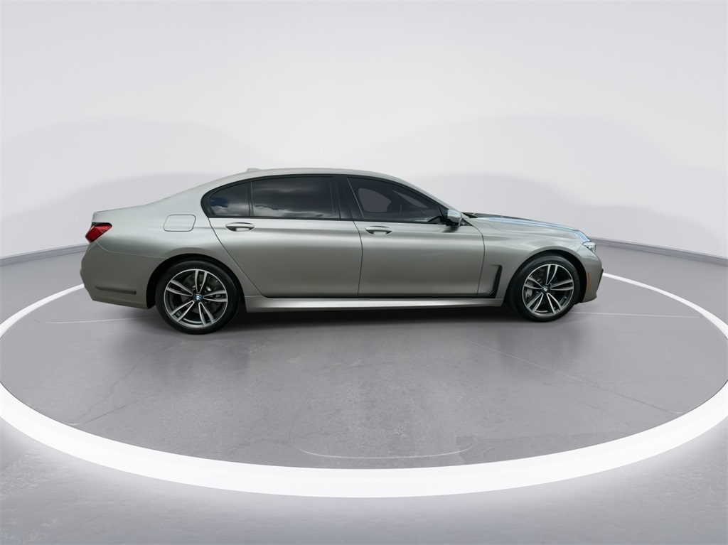 2020 BMW 7 Series 750i xDrive 11