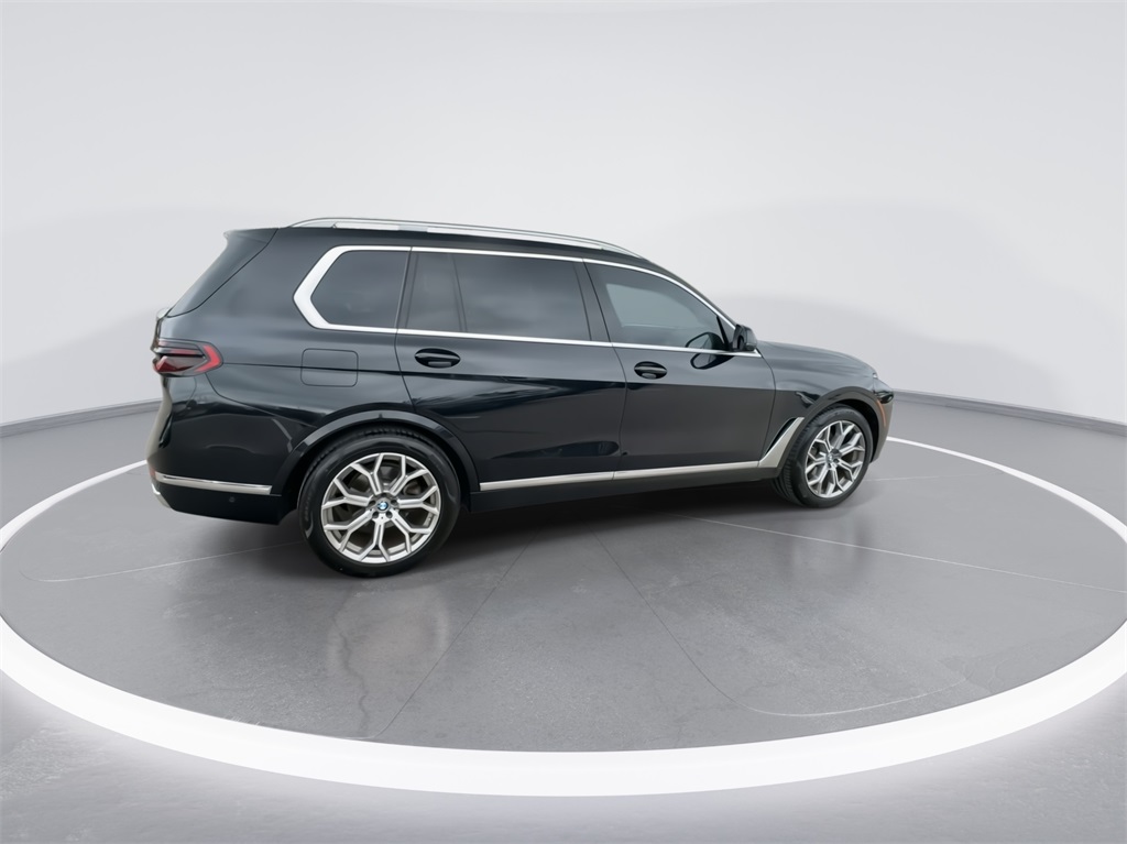 2023 BMW X7 xDrive40i 11