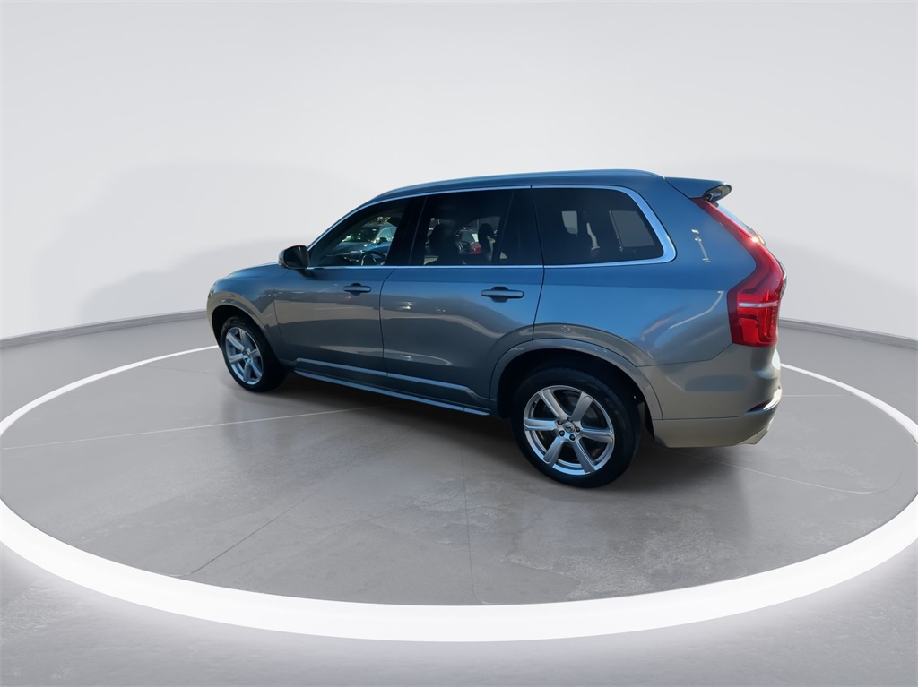 2020 Volvo XC90 T6 Momentum 7