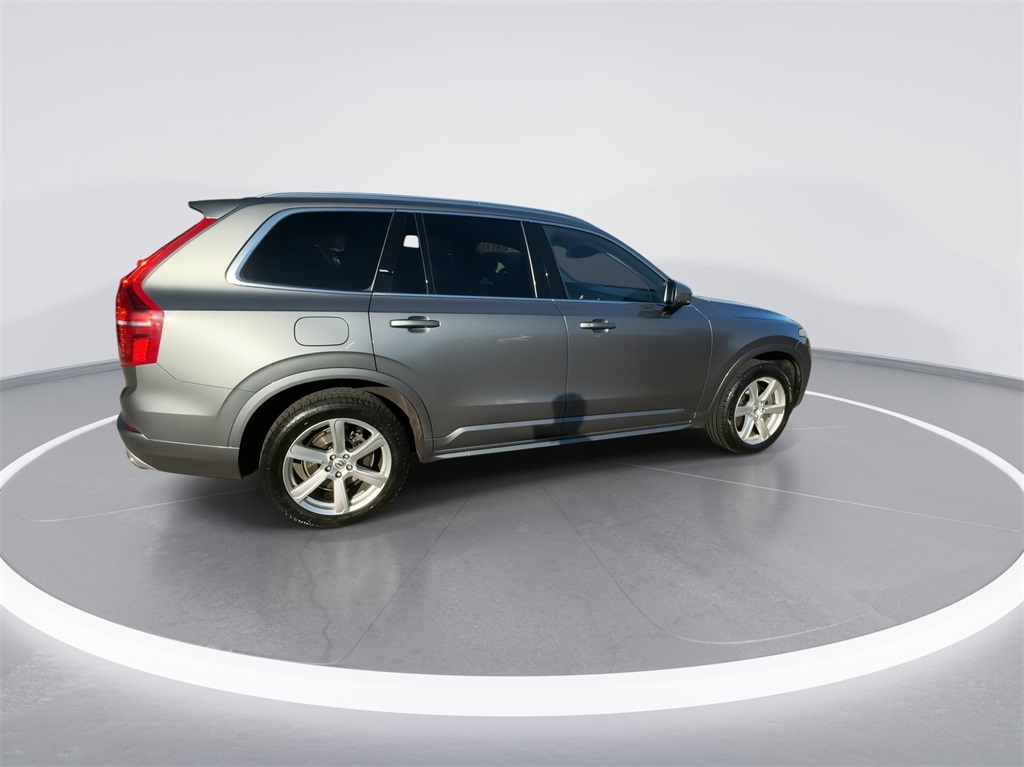 2020 Volvo XC90 T6 Momentum 11