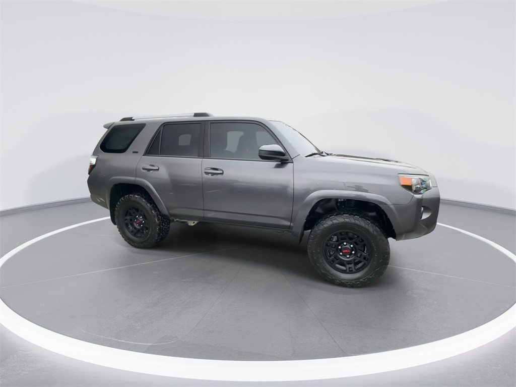 2020 Toyota 4Runner SR5 13