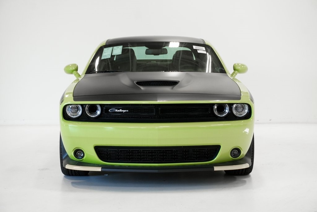 2023 Dodge Challenger R/T 3