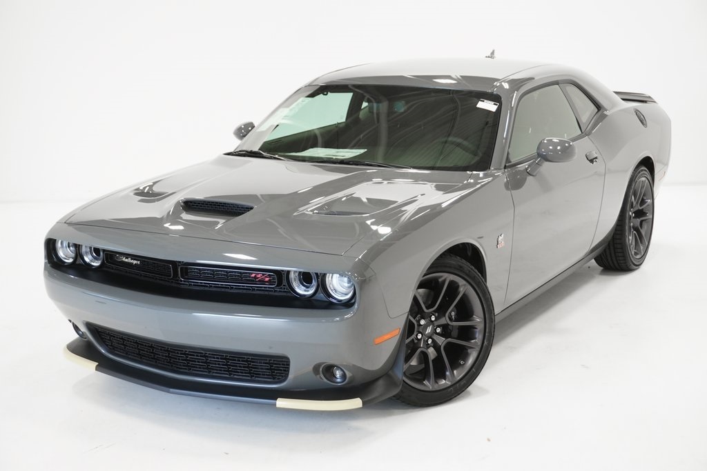 2023 Dodge Challenger R/T Scat Pack 2