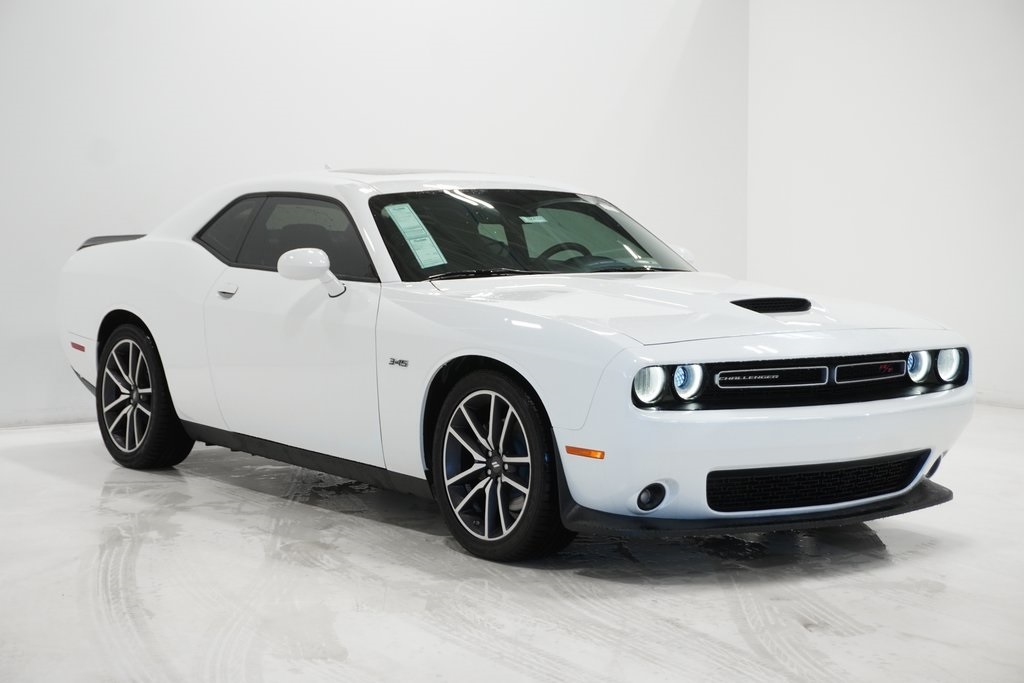 2023 Dodge Challenger R/T 4