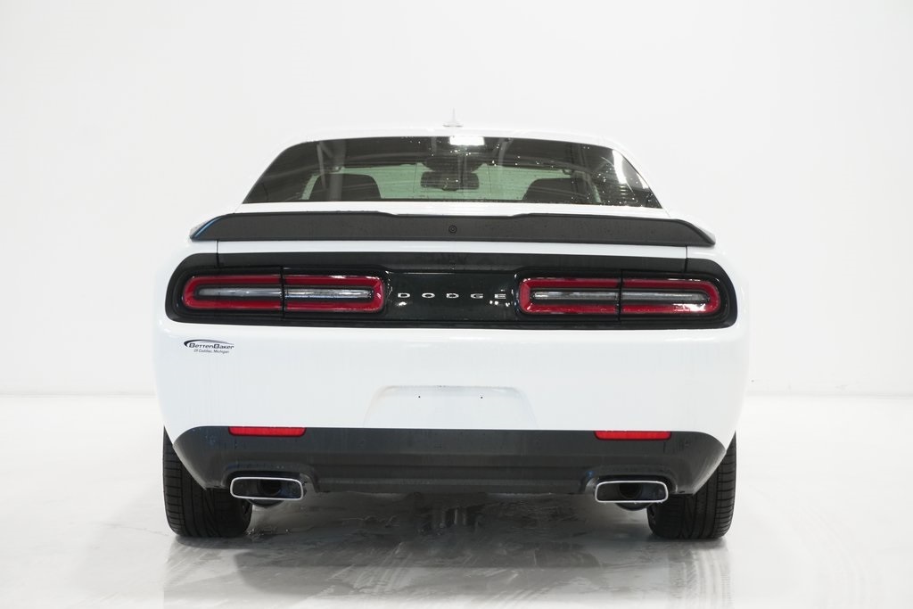 2023 Dodge Challenger R/T 6