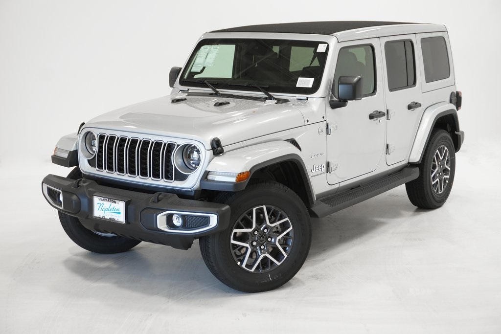 2024 Jeep Wrangler Sahara 2