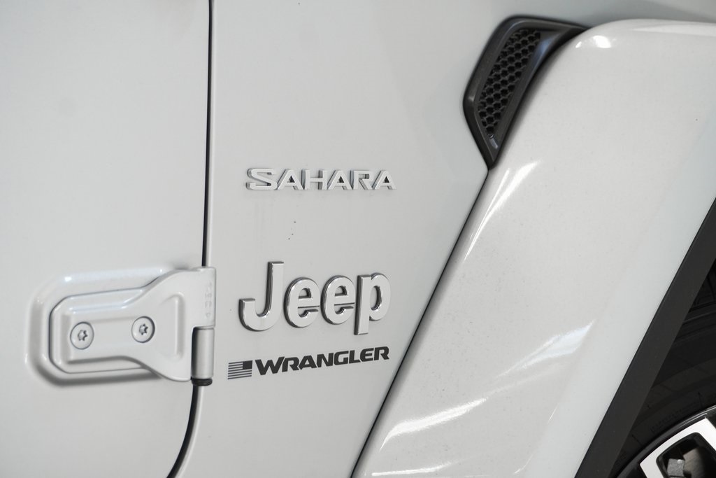 2024 Jeep Wrangler Sahara 9