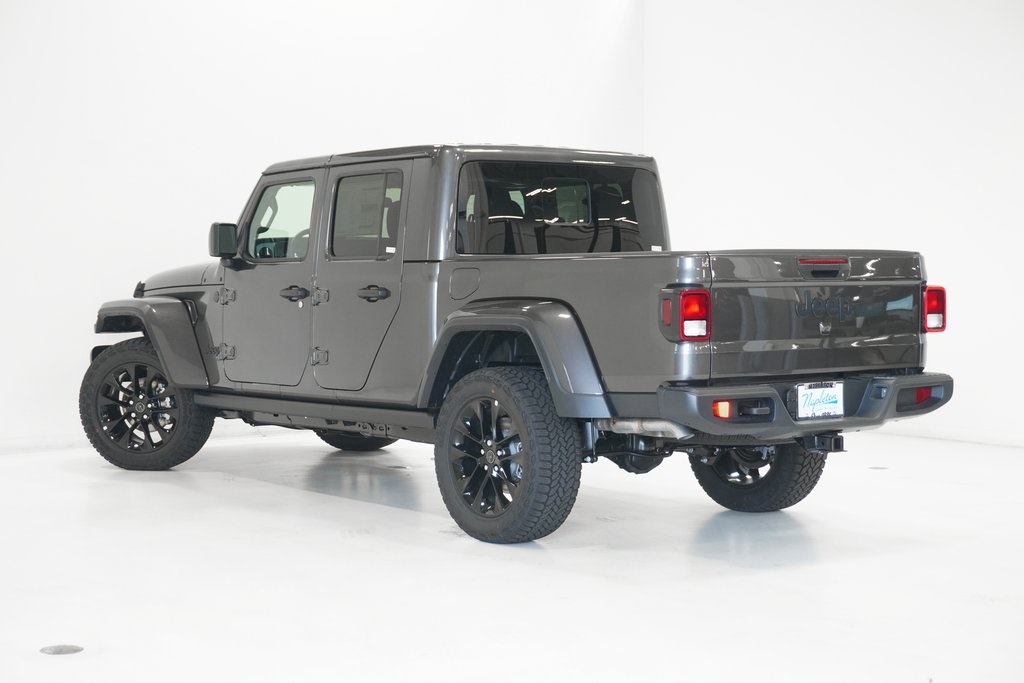 2024 Jeep Gladiator Sport 5