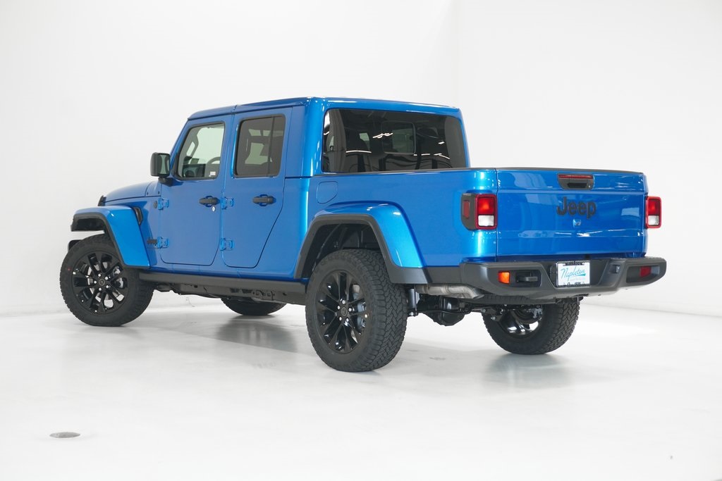 2024 Jeep Gladiator Sport 5