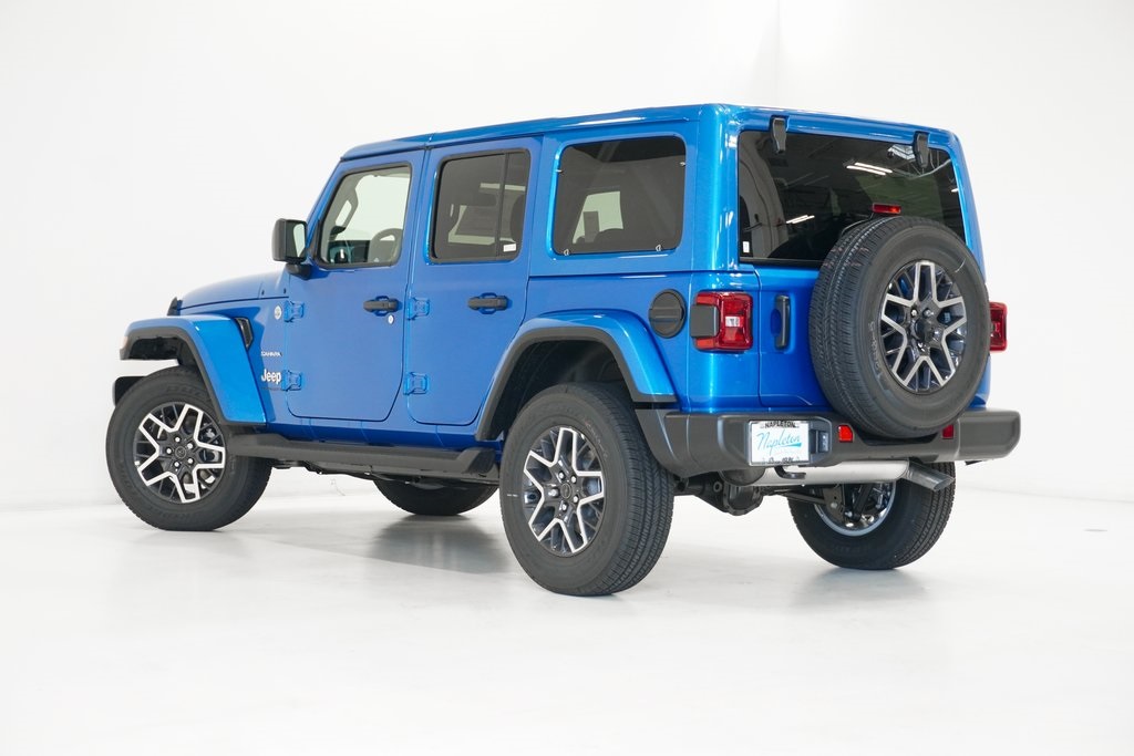 2024 Jeep Wrangler Sahara 5