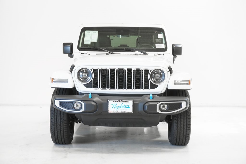 2024 Jeep Wrangler Sahara 4xe 3