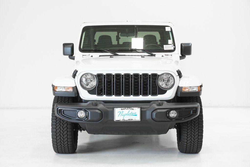 2024 Jeep Gladiator Sport 3