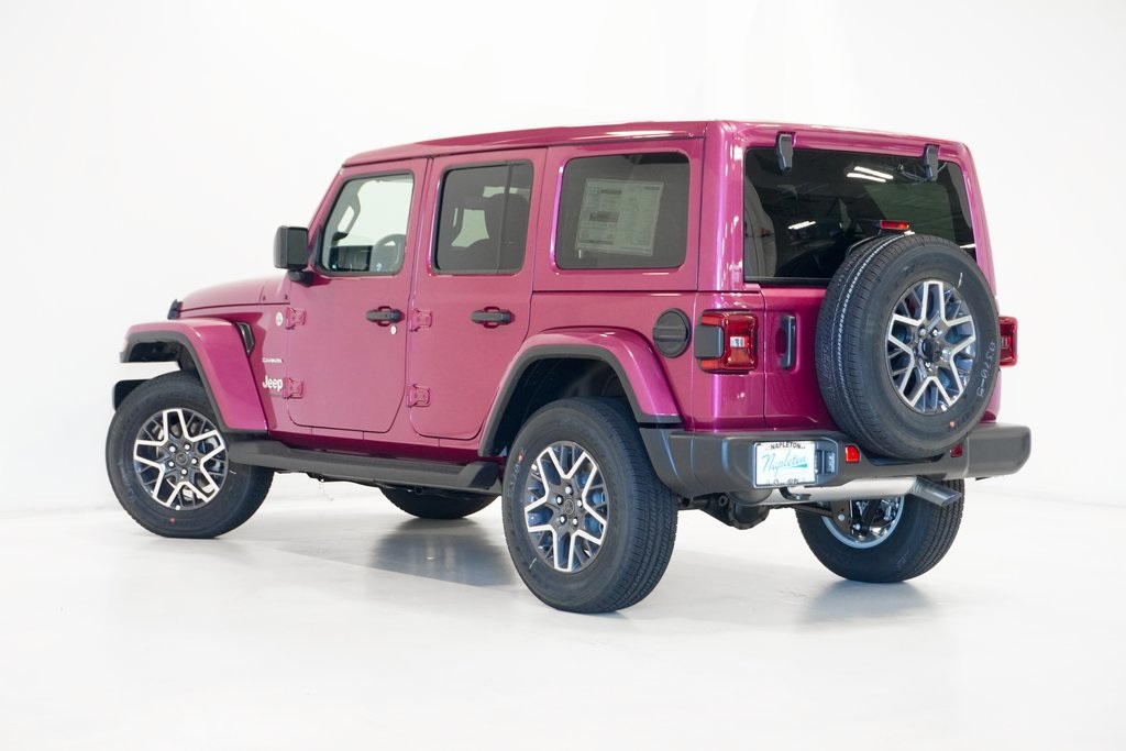 2024 Jeep Wrangler Sahara 5