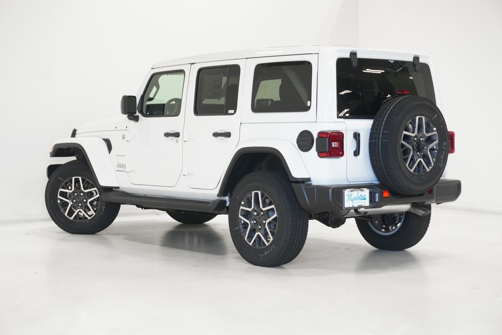 2024 Jeep Wrangler Sahara 5