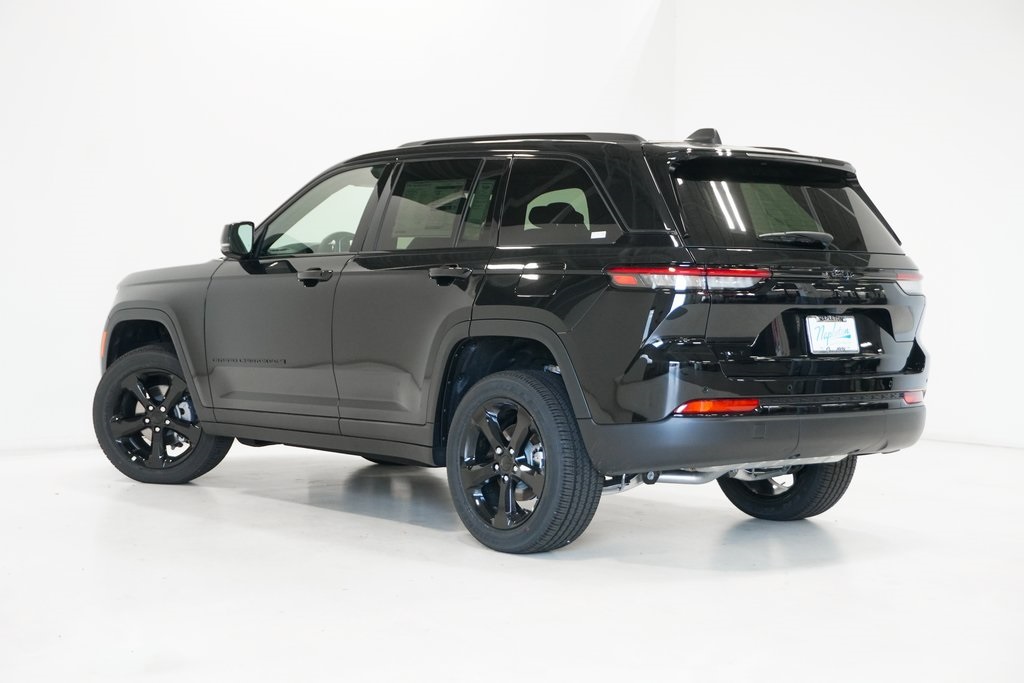 2024 Jeep Grand Cherokee Altitude X 5