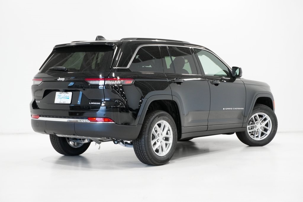 2024 Jeep Grand Cherokee Laredo 7