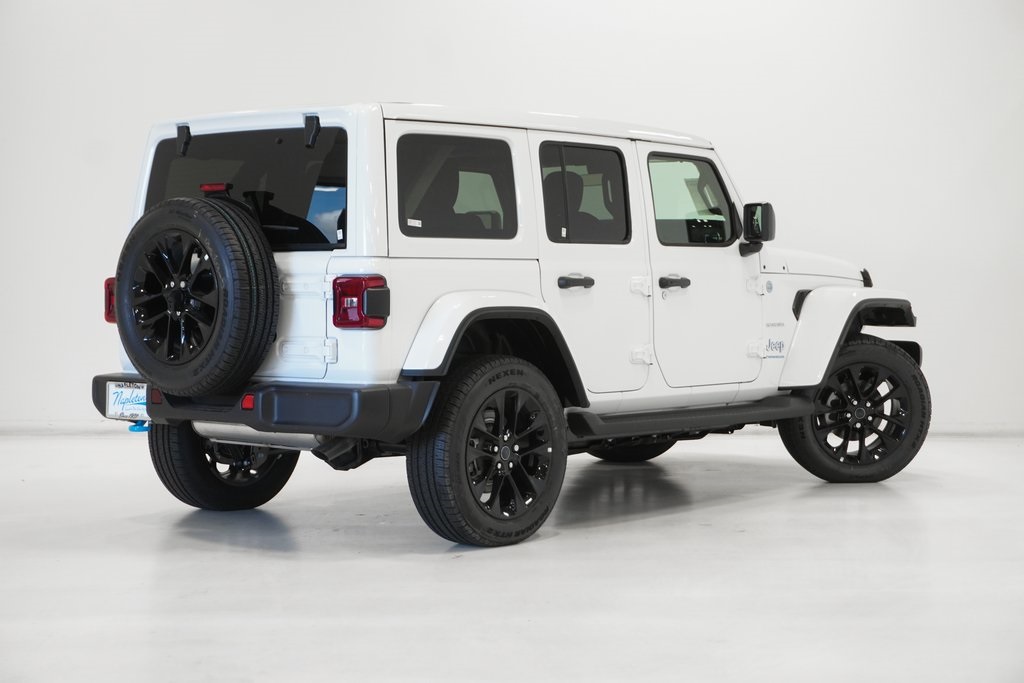 2024 Jeep Wrangler Sahara 4xe 8