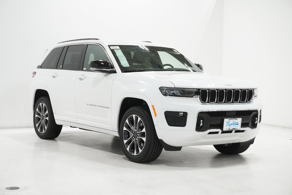 2025 Jeep Grand Cherokee Overland 4