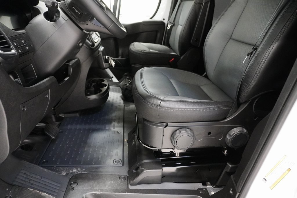 2024 Ram ProMaster 2500 High Roof 15