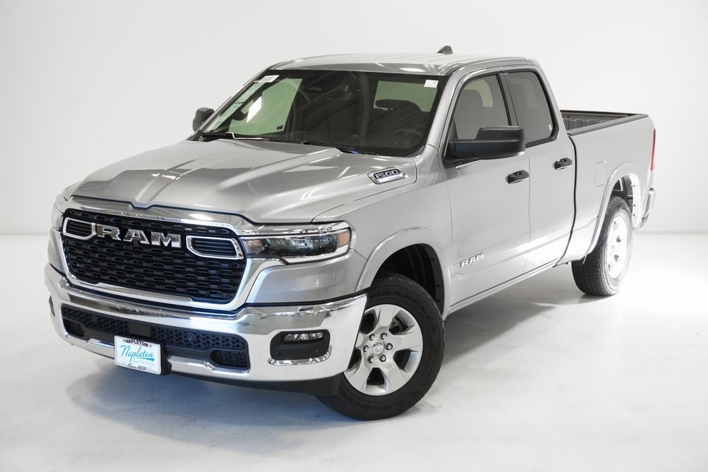 2025 Ram 1500 Big Horn/Lone Star 2