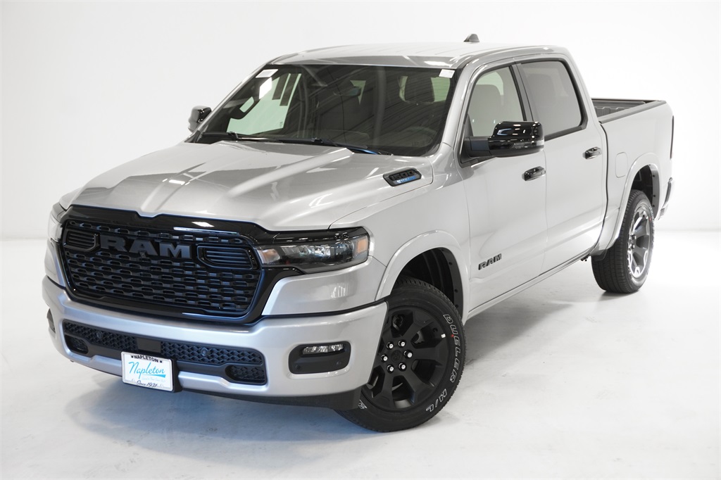 2025 Ram 1500 Big Horn/Lone Star 2