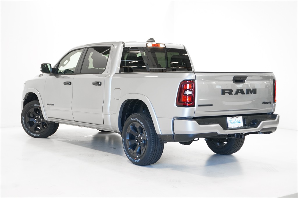 2025 Ram 1500 Big Horn/Lone Star 5