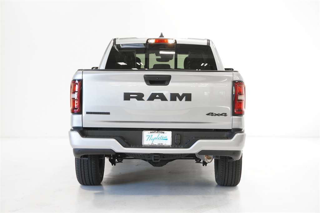 2025 Ram 1500 Big Horn/Lone Star 6