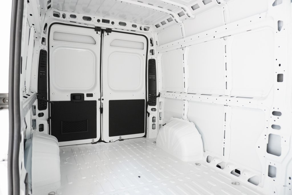 2024 Ram ProMaster 2500 High Roof 10