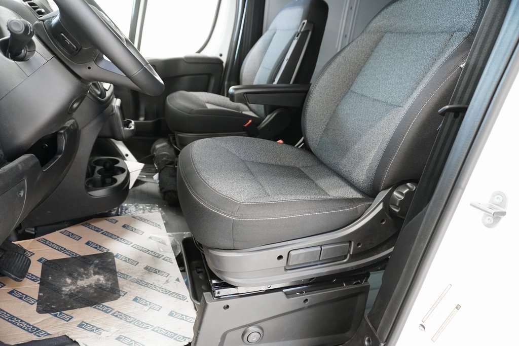 2024 Ram ProMaster 2500 High Roof 12