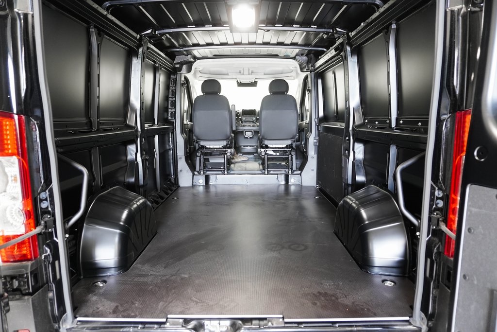 2024 Ram ProMaster 1500 Low Roof 8