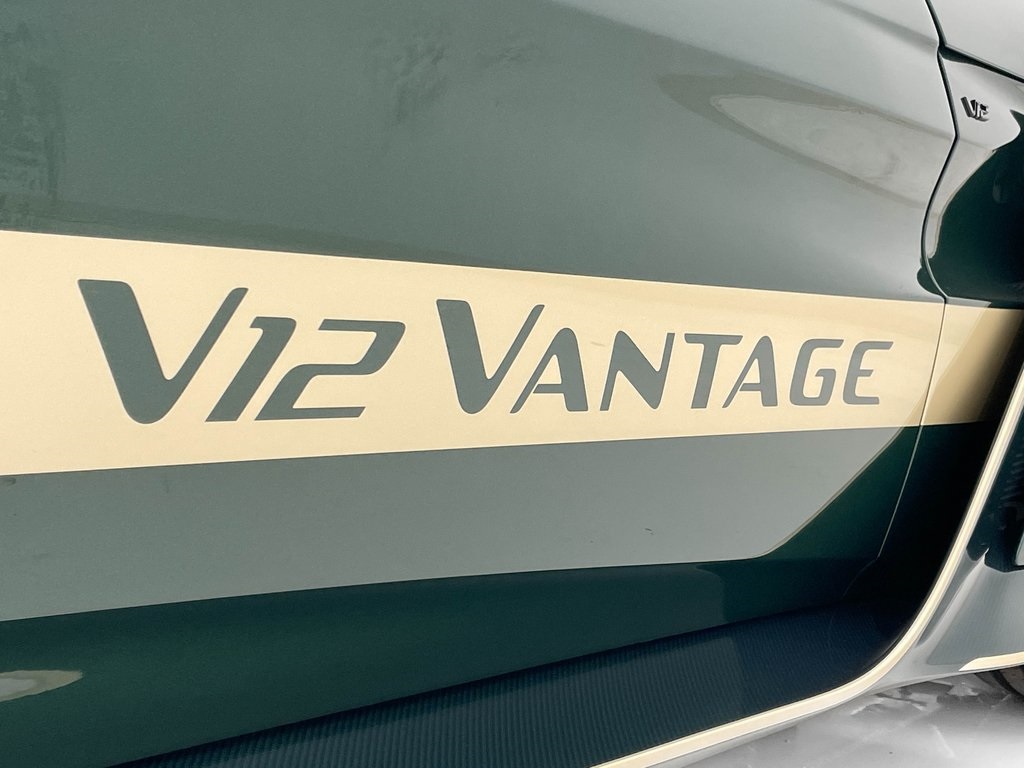 2023 Aston Martin Vantage V12 V12 27