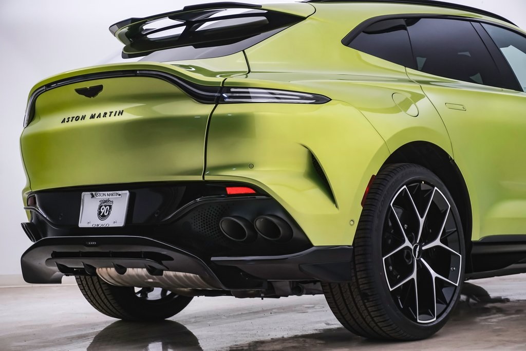 2024 Aston Martin DBX 707 14