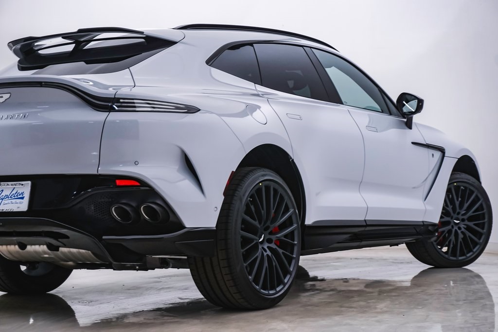 2024 Aston Martin DBX 707 10