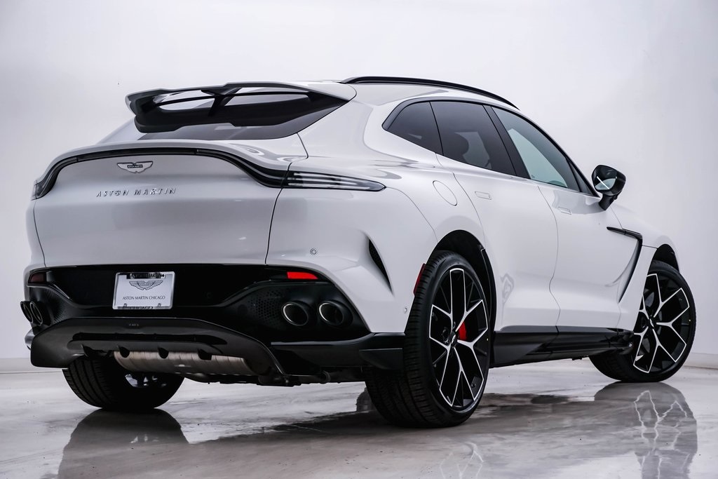 2025 Aston Martin DBX 707 9