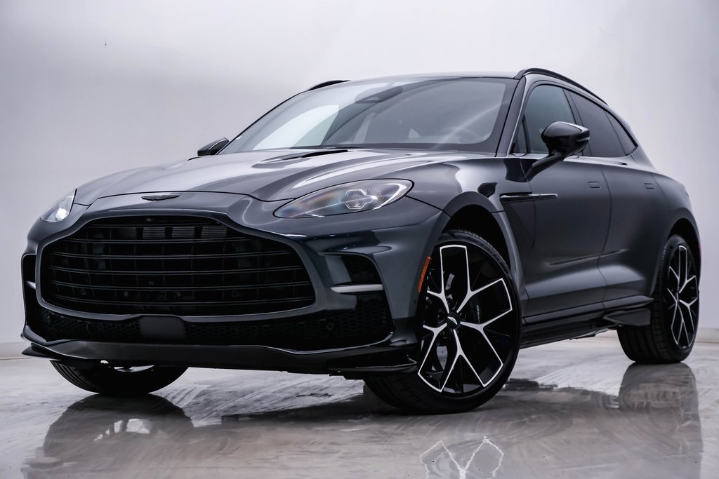 2025 Aston Martin DBX 707 1