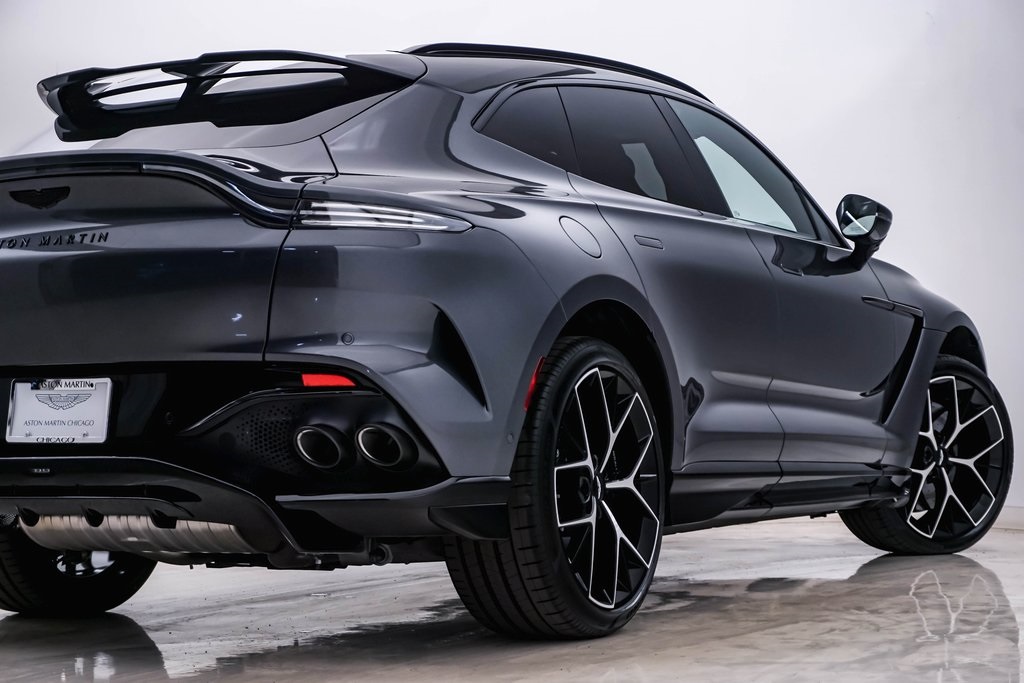 2025 Aston Martin DBX 707 10