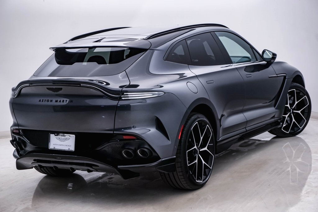 2025 Aston Martin DBX 707 11