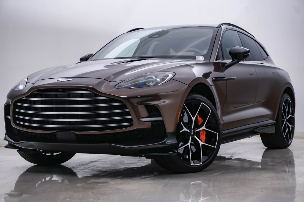 2025 Aston Martin DBX 707 1