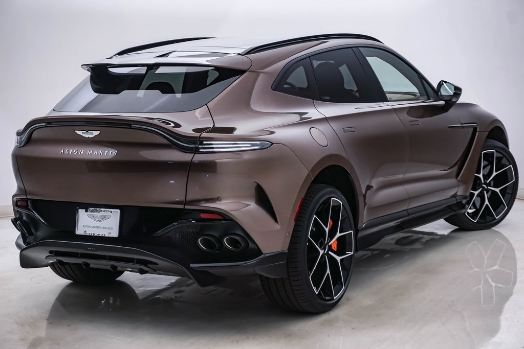 2025 Aston Martin DBX 707 13