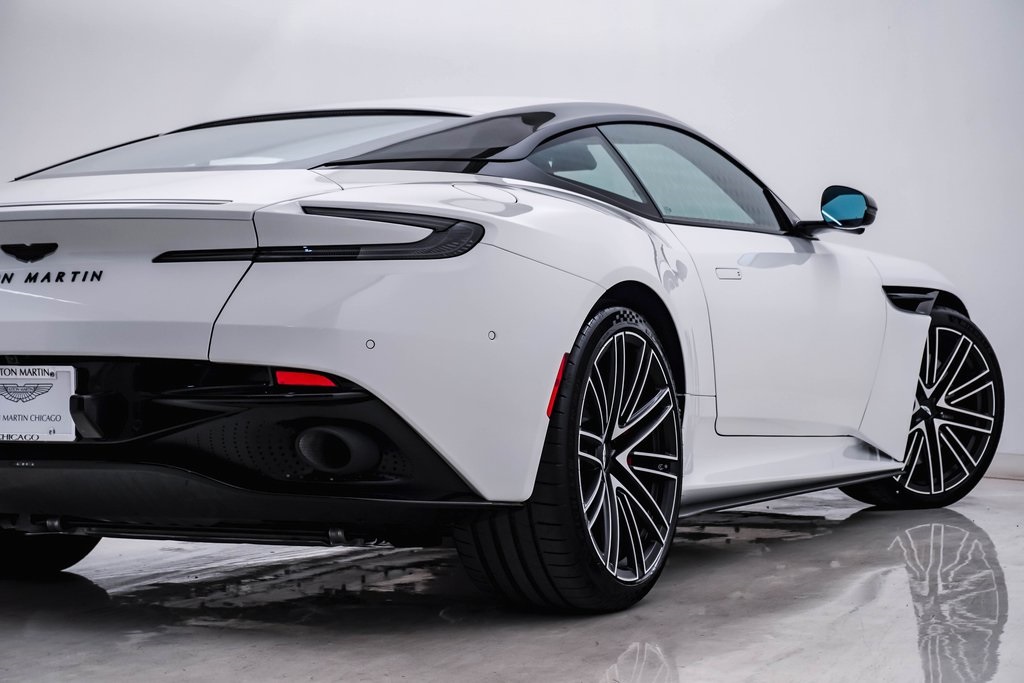 2025 Aston Martin DB12 Coupe 10